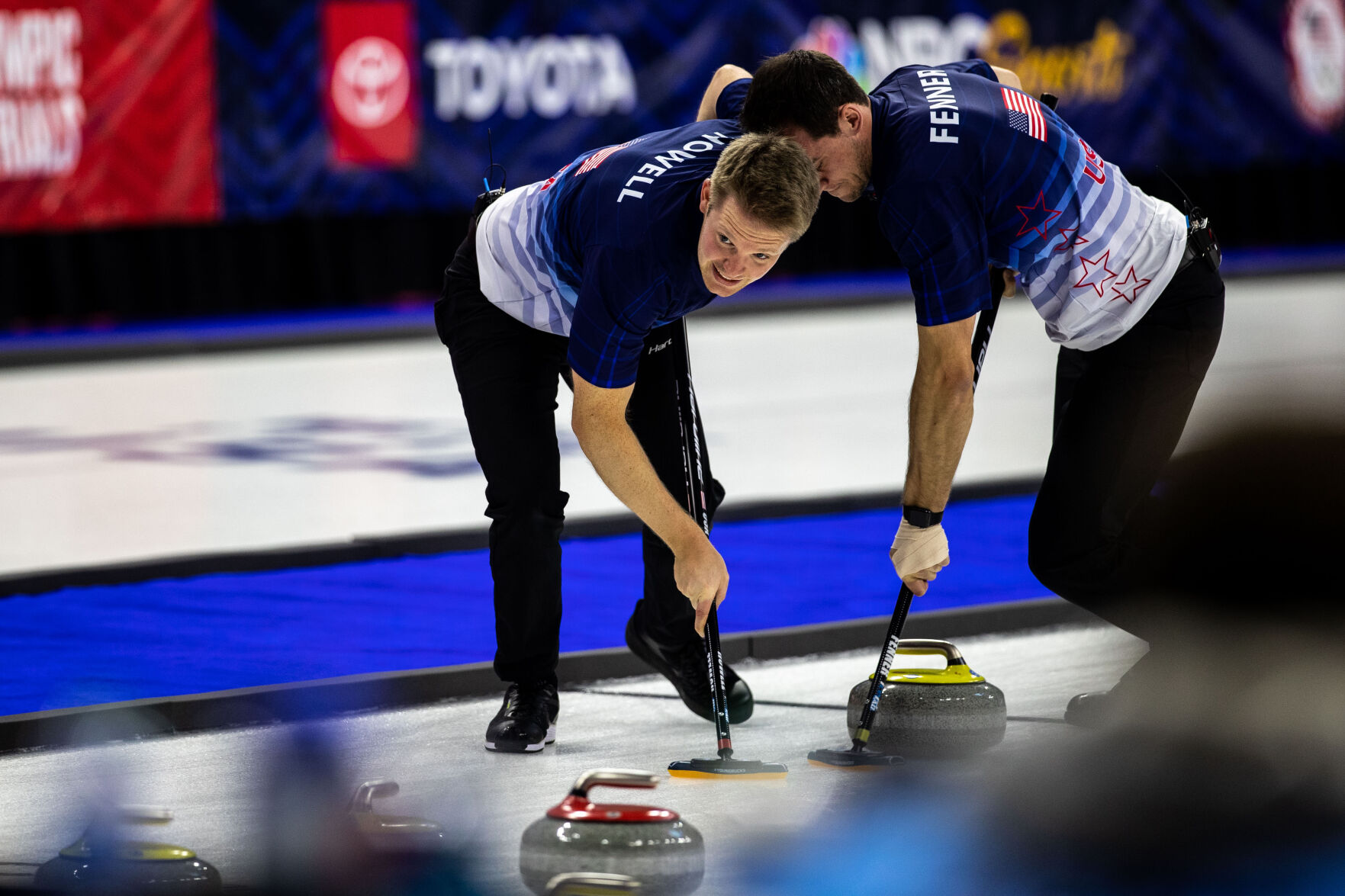 111721-owh-spo-curling-LS11.jpg